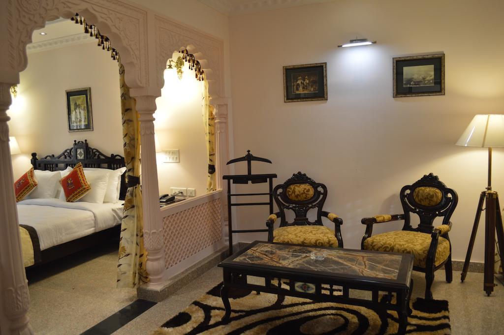 Bhanwar Singh Palace Hokaran Buitenkant foto