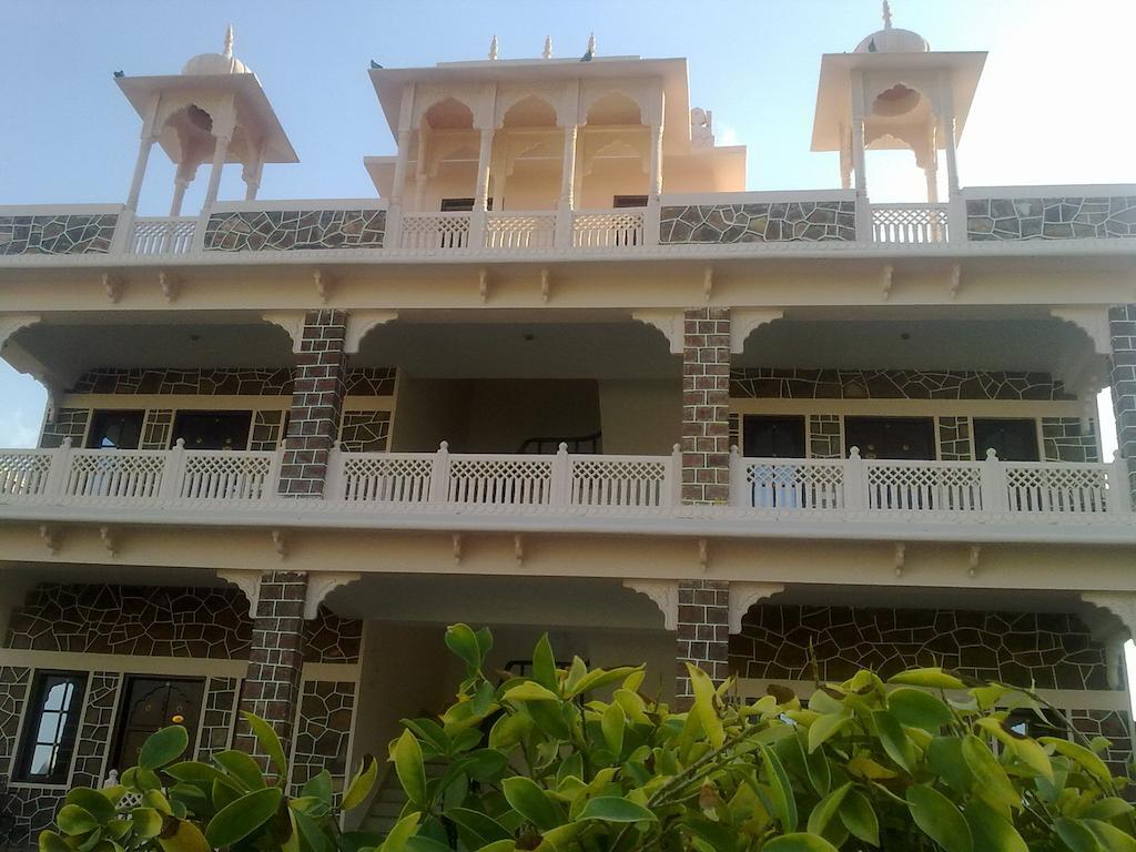 Bhanwar Singh Palace Hokaran Buitenkant foto