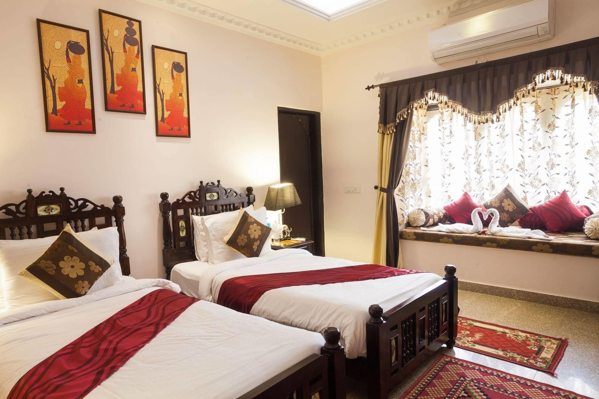 Bhanwar Singh Palace Hokaran Buitenkant foto